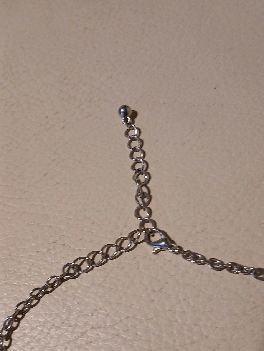 Statement Necklace With Silvertone Chain - Picture 3 of 3